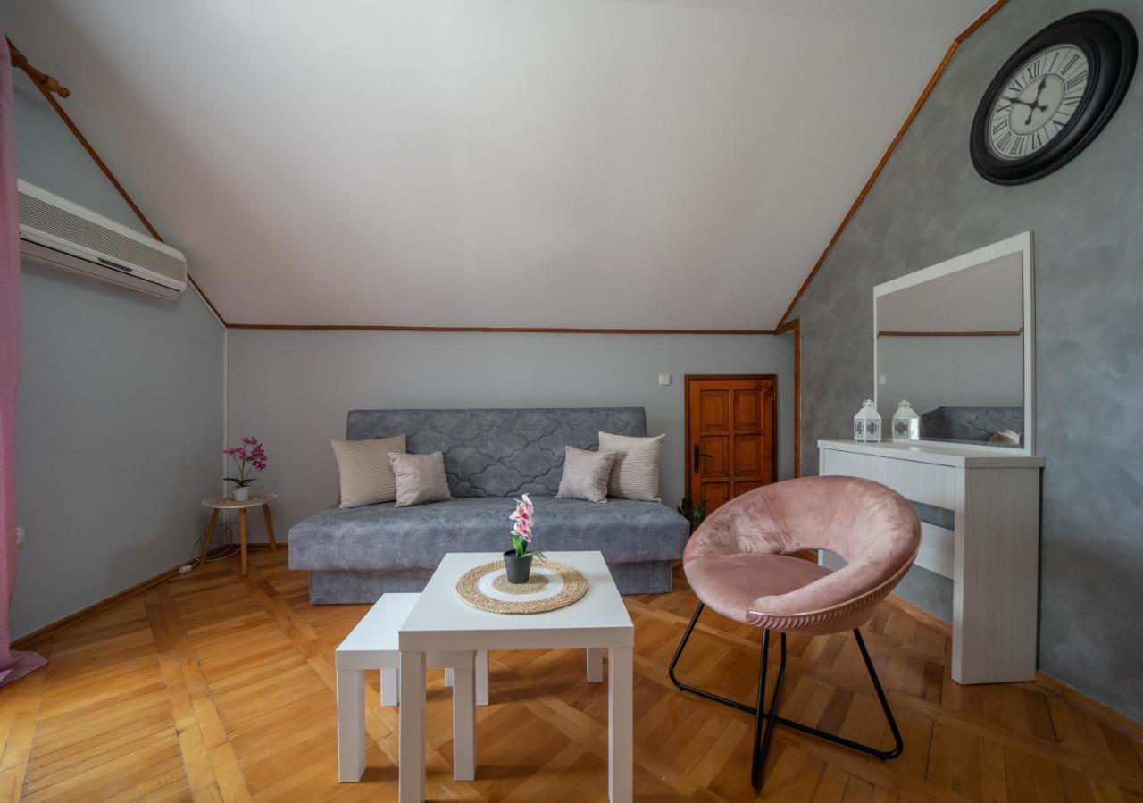 Apartment With Sea View Cattaro Esterno foto